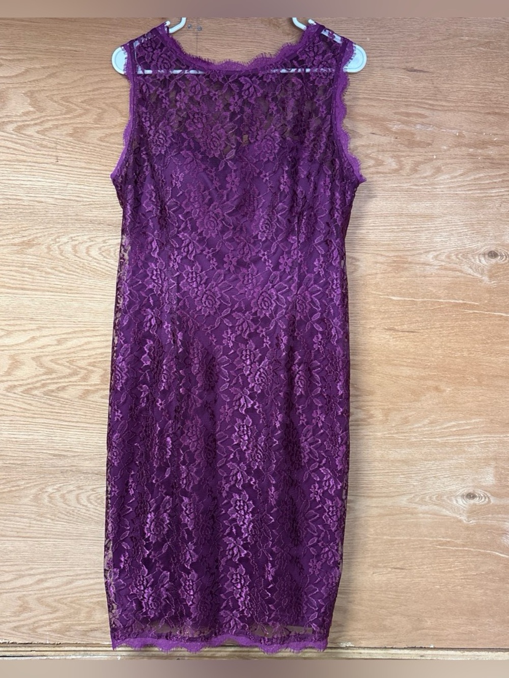 Liliana Sleeveless Purple Lace Sheath Dress - Picture 1 of 8